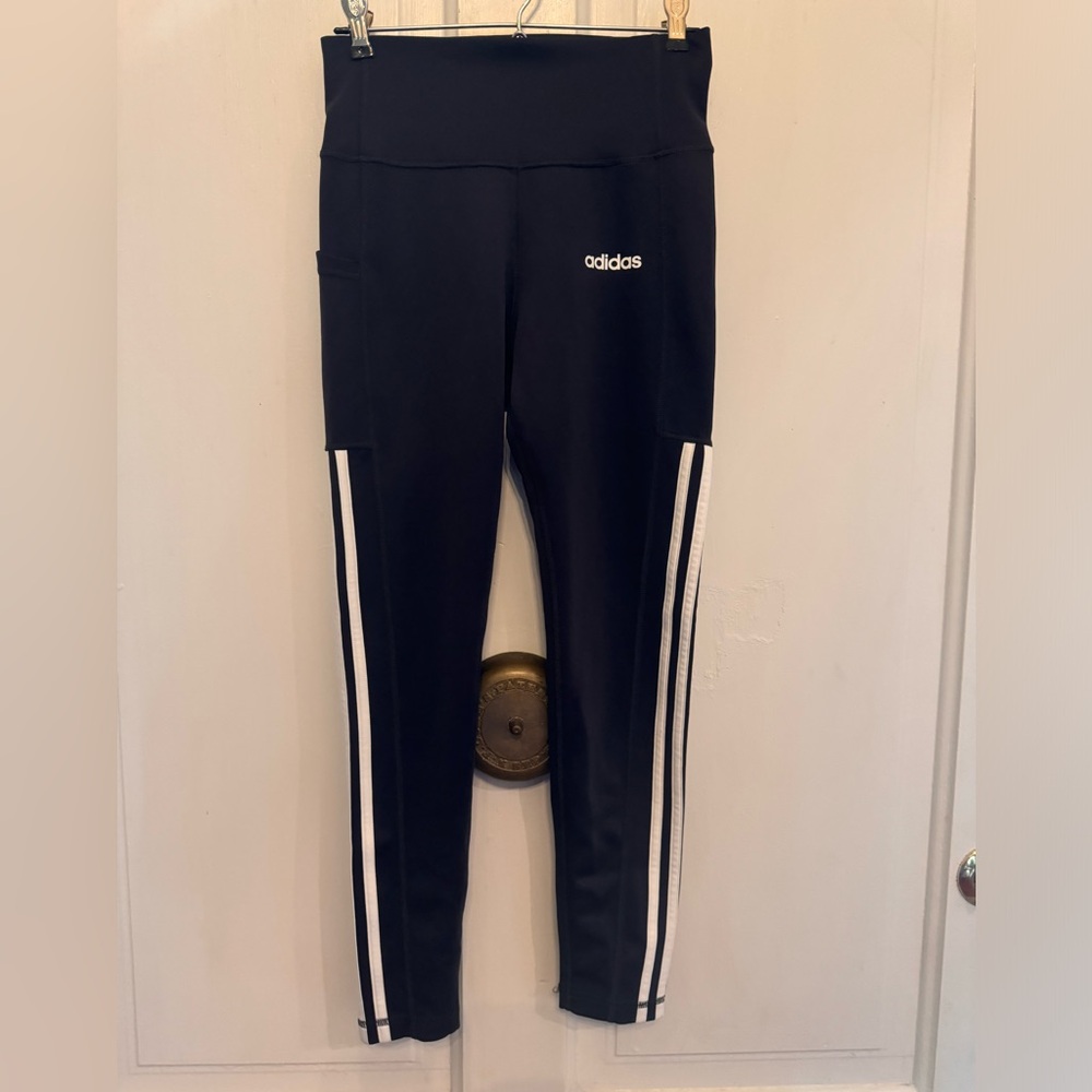 Adidas Climalite dark gray athletic leggings size Small